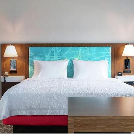 Hampton Inn Midland, On Εξωτερικό φωτογραφία
