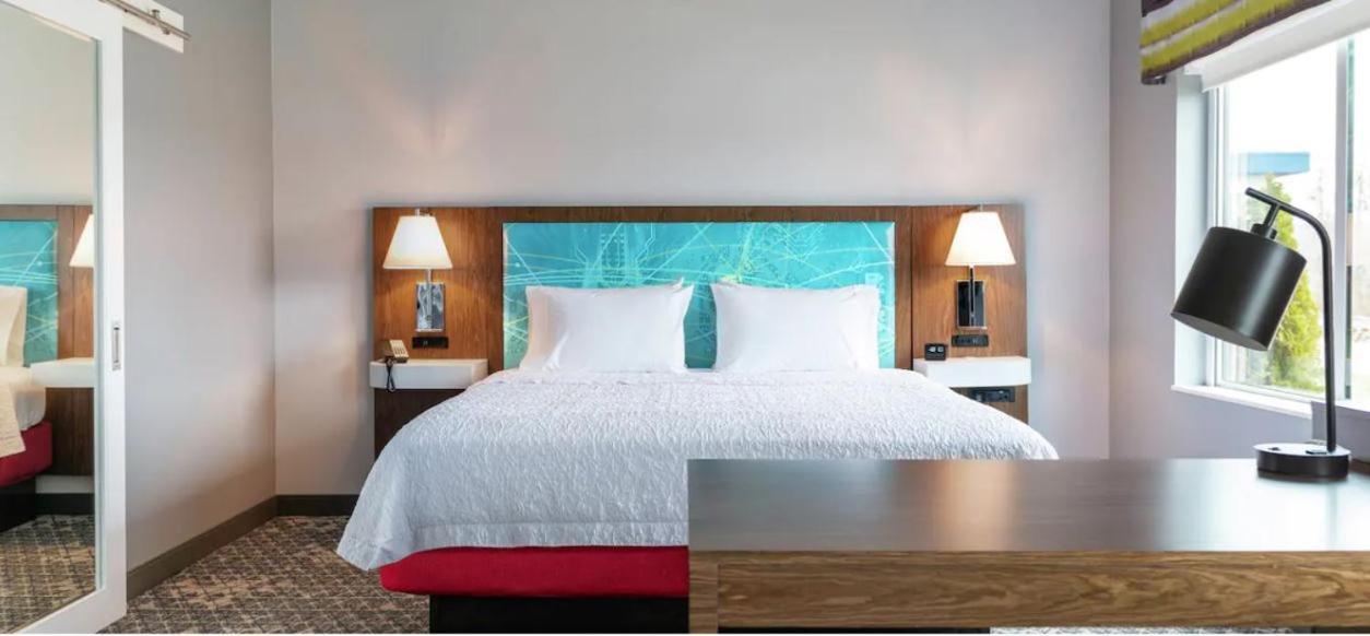 Hampton Inn Midland, On Εξωτερικό φωτογραφία